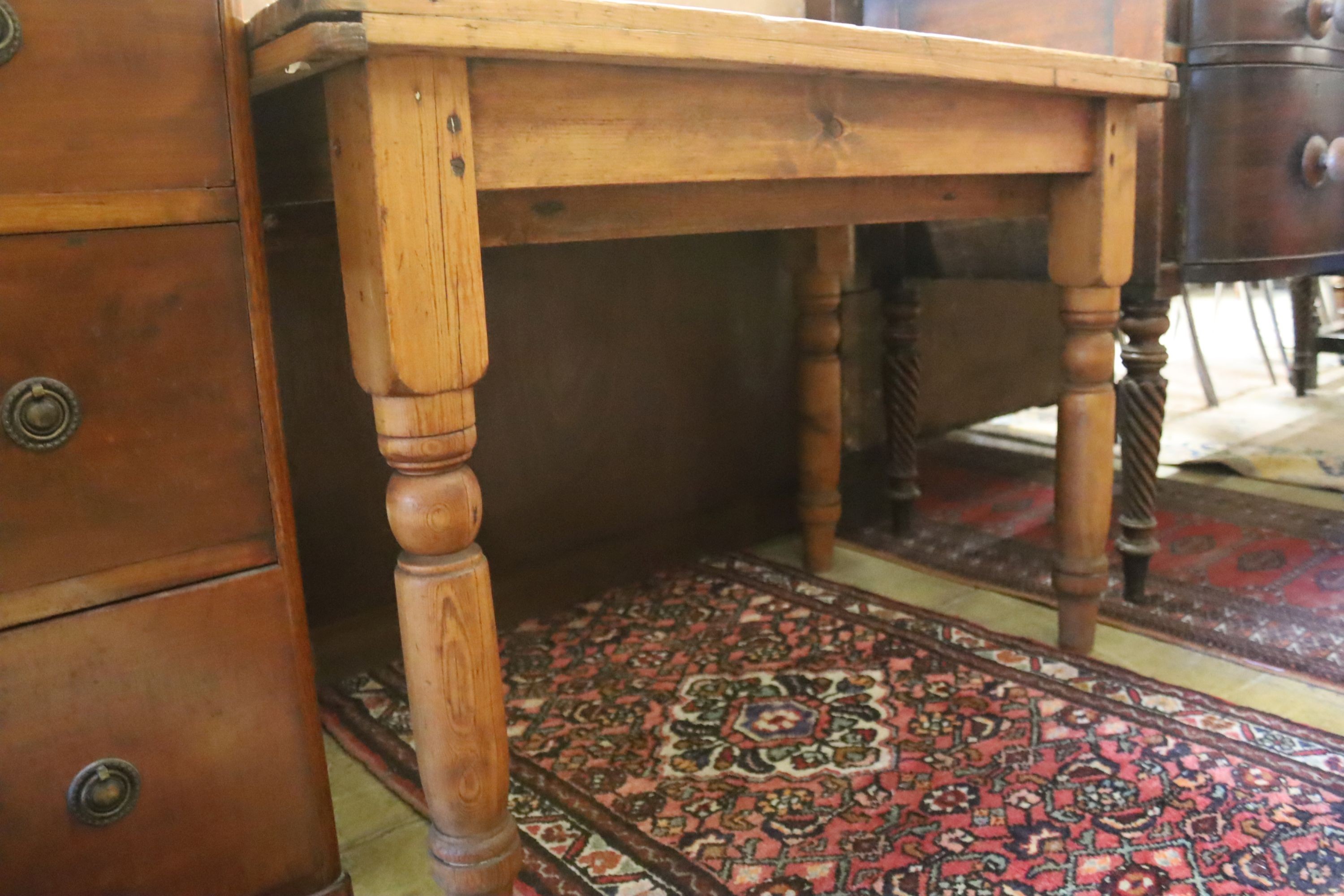 A Victorian rectangular pine table, width 106cm, depth 59cm, height 72cm